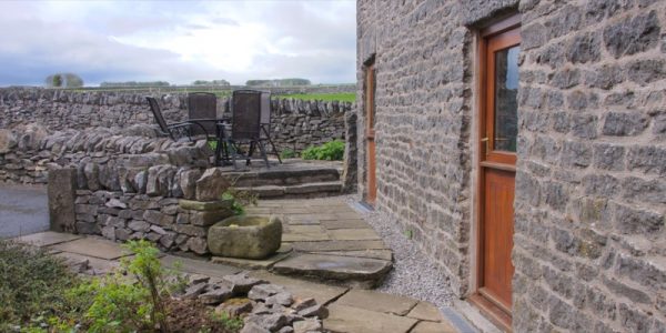 byre-holiday-cottage-exterior