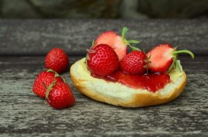 scone and strawberries